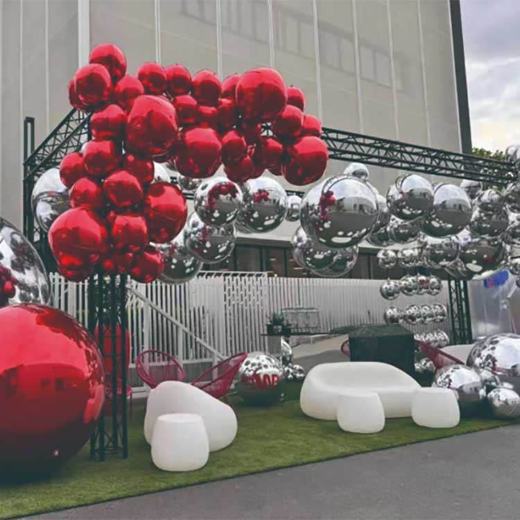 Mirror Balloons